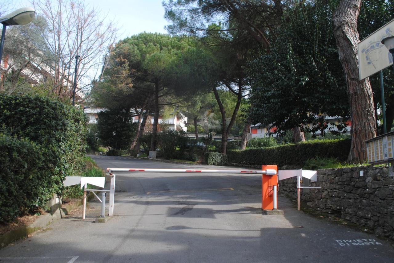 Raggio Di Sole - Pool, Tennis, Parking, Sea View & Relax Rapallo Ngoại thất bức ảnh